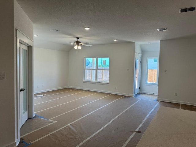 262 Seattle Slew Dr, Jarrell, TX 76537 - photo 5