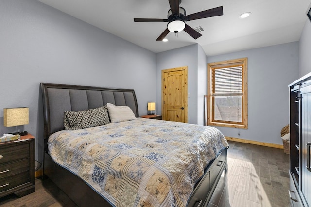 bedroom featuring dark wood-style flooring, baseboards, recessed lighting, and a ceiling fan
