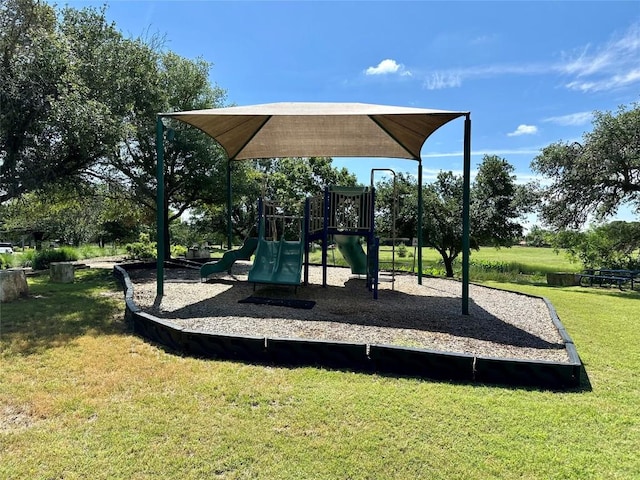 4526 Tello Path, Austin, TX 78749 - community jungle gym with a lawn