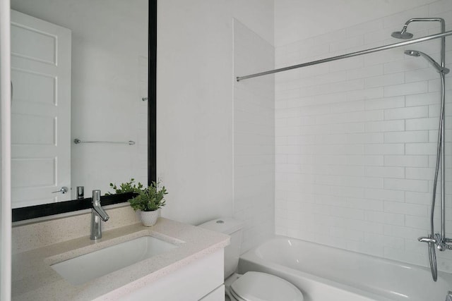 6116 Toscana Ave, Austin, TX 78724 - full bathroom with toilet, vanity, and bathtub / shower combination
