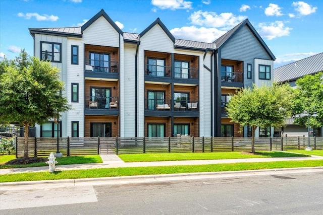 3101 Govalle Ave Unit 114, Austin, TX 78702 - view of building exterior