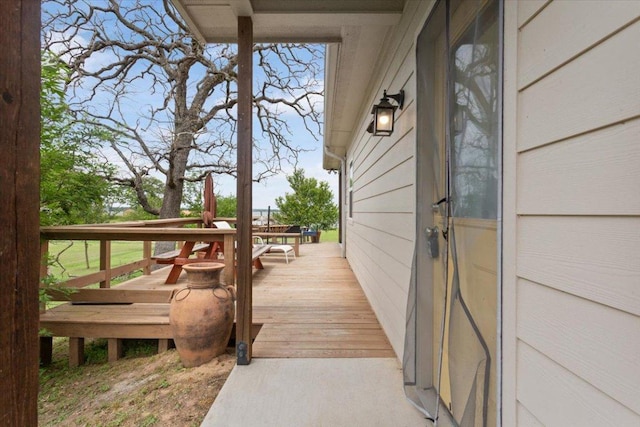 113 Lcr 913, Jewett, TX 75846 - view of wooden deck