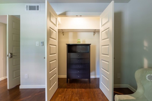3110 Red River St Unit C-402, Austin, TX 78705 - view of closet