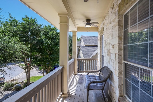 balcony with ceiling fan