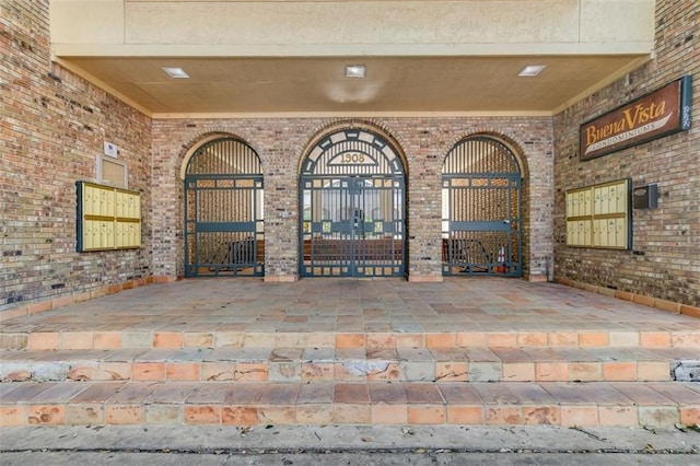 1908 San Antonio St Unit 213, Austin, TX 78705 - view of patio / terrace featuring a gate