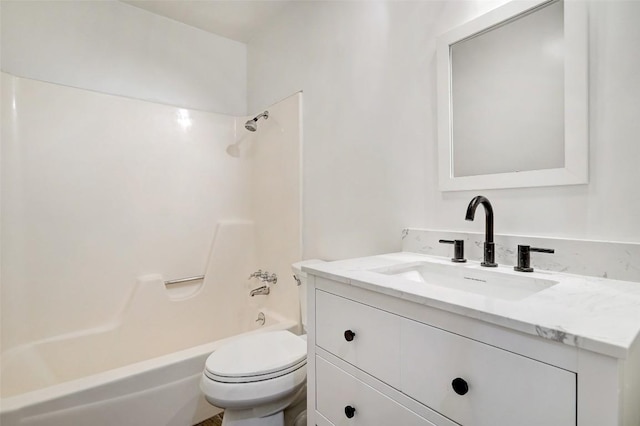 full bath featuring toilet, vanity, and bathtub / shower combination