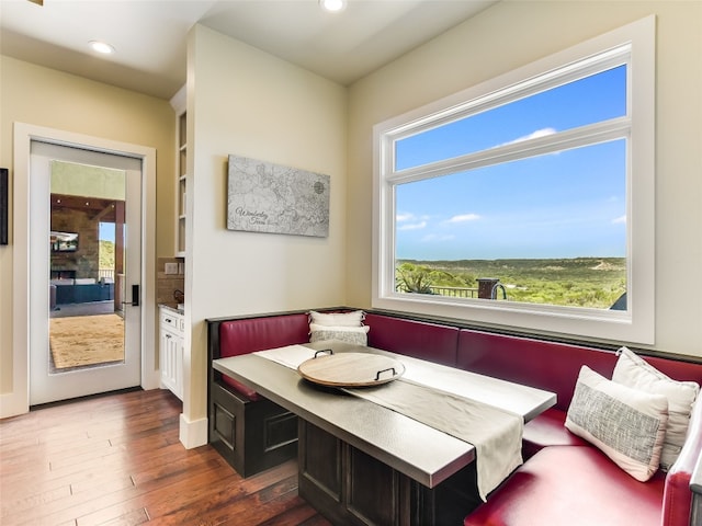 400 Hillview Rd, Wimberley, TX 78676 - sitting room with dark wood-style floors and recessed lighting