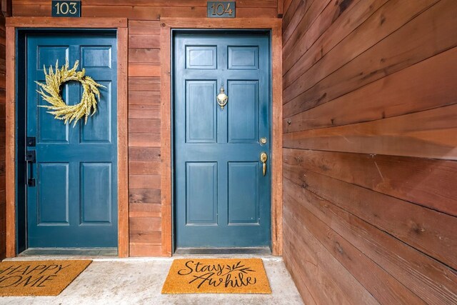 view of property entrance