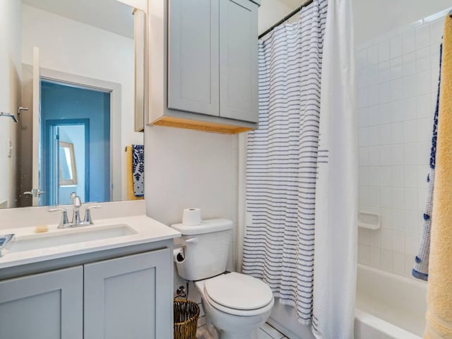 604 Allen St Unit 103, Austin, TX 78702 - full bathroom with toilet, vanity, and shower / tub combo