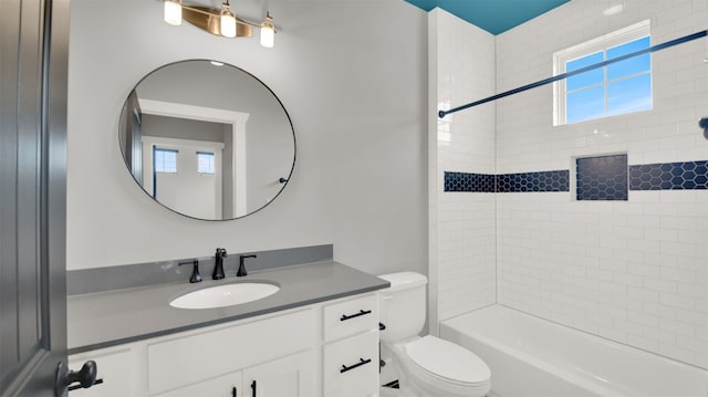 1506 Fox Sparrow Trl, Cedar Park, TX 78613 - full bath featuring healthy amount of natural light, vanity, and shower / washtub combination