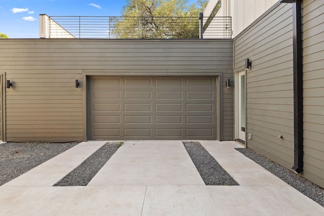 4407 Merle Dr Unit A, Austin, TX 78745 - garage with driveway