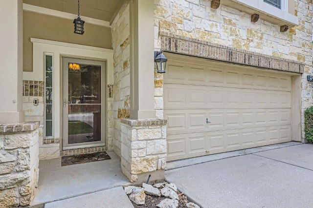 409 S Frontier Ln, Cedar Park, TX 78613 - entrance to property featuring stone siding and concrete driveway