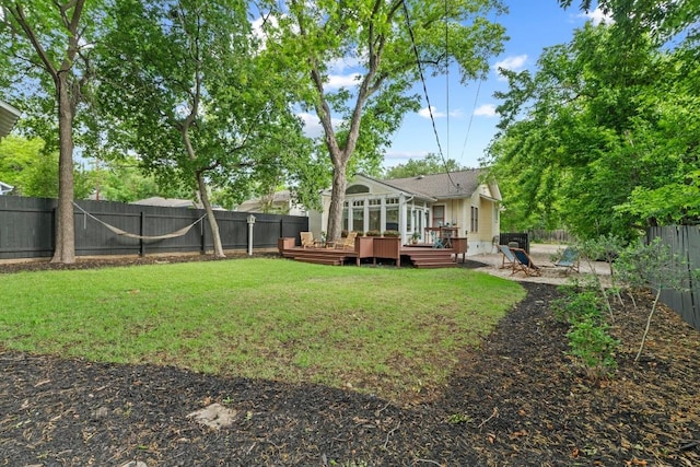 605 E 43rd St, Austin, TX 78751 - fenced backyard with a deck