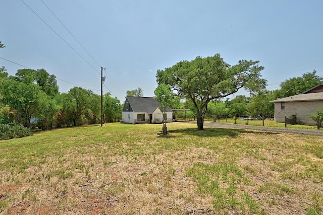 337 Forest Lake Dr, Del Valle, TX 78617 - view of green lawn