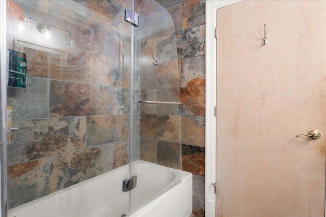 2604 Saratoga Dr, Austin, TX 78733 - bathroom featuring shower / bathtub combination