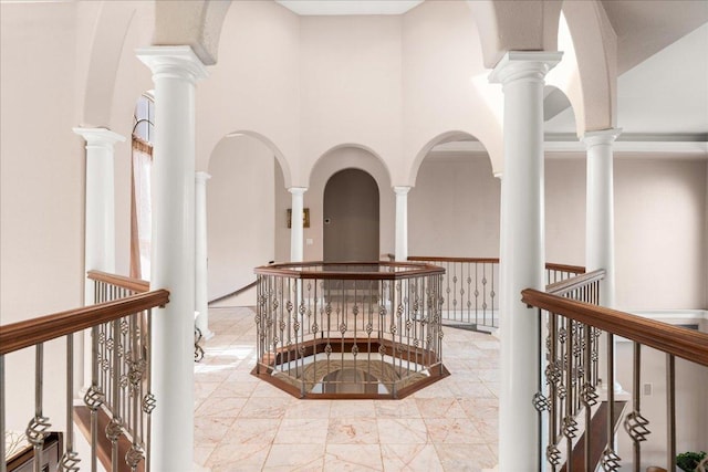 2604 Saratoga Dr, Austin, TX 78733 - corridor featuring an upstairs landing and a towering ceiling