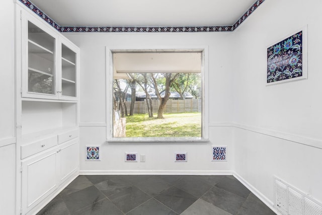 4007 Edgerock Dr, Austin, TX 78731 - view of unfurnished dining area