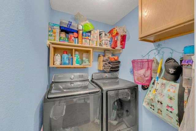 3400 Settlement Dr, Round Rock, TX 78665 - clothes washing area with cabinet space, separate washer and dryer, and a textured ceiling