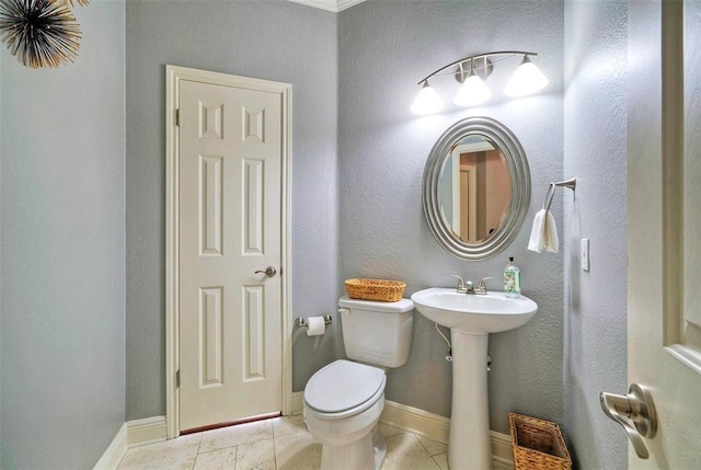 11805 Lake Stone Dr, Austin, TX 78738 - bathroom with toilet, tile patterned flooring, and baseboards