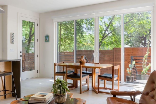 2305 E 17th St Unit B, Austin, TX 78702 - view of dining space
