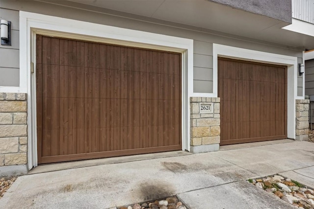 2621 Witsome Loop, Austin, TX 78741 - view of garage