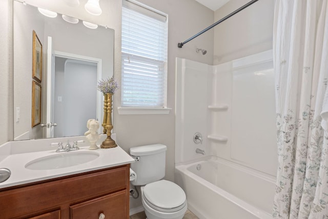 476 Sheepshank Dr, Georgetown, TX 78633 - bathroom with vanity, shower / bath combination with curtain, and toilet