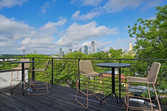 2002 E 8th St, Austin, TX 78702 - wooden terrace with a view of skyline