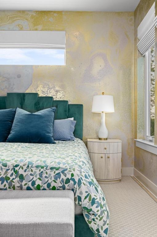2002 E 8th St, Austin, TX 78702 - bedroom featuring multiple windows