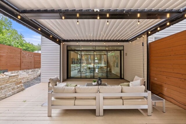 607 Terrell Hill Dr Unit B, Austin, TX 78704 - wooden deck with an outdoor hangout area