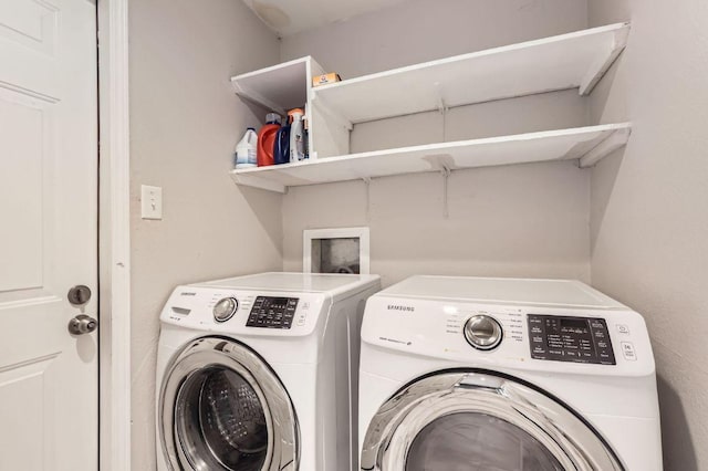 906 Hermitage Dr, Austin, TX 78753 - laundry room featuring separate washer and dryer