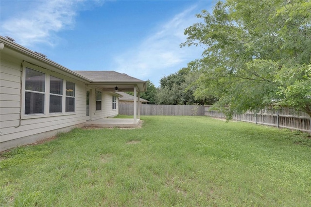 1012 Klondike Loop, Round Rock, TX 78665 - fenced backyard featuring ceiling fan and a patio area