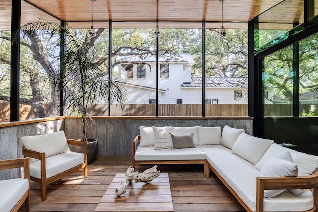 view of sunroom / solarium
