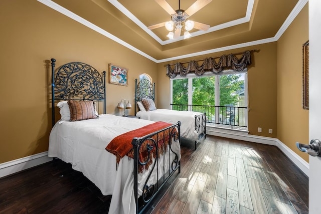 401 Brooks Hollow Rd, Lakeway, TX 78734 - bedroom featuring a raised ceiling, ornamental molding, hardwood / wood-style flooring, baseboards, and ceiling fan