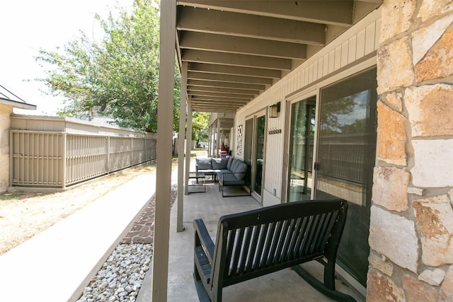 104 Cove E Unit 103, Horseshoe Bay, TX 78657 - view of patio with an outdoor hangout area