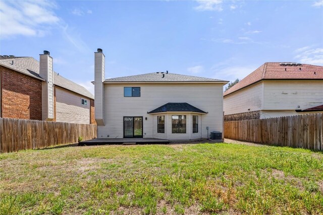 2003 Carriage Club Dr, Cedar Park, TX 78613 - rear view of property featuring a fenced backyard
