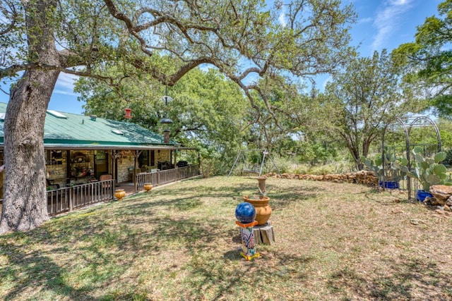 104 Derringer, Horseshoe Bay, TX 78657 - view of grassy yard