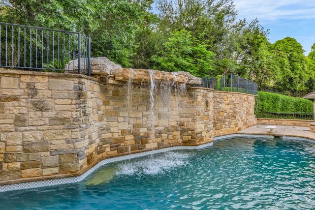 3204 Aztec Fall Cv, Austin, TX 78746 - view of outdoor pool