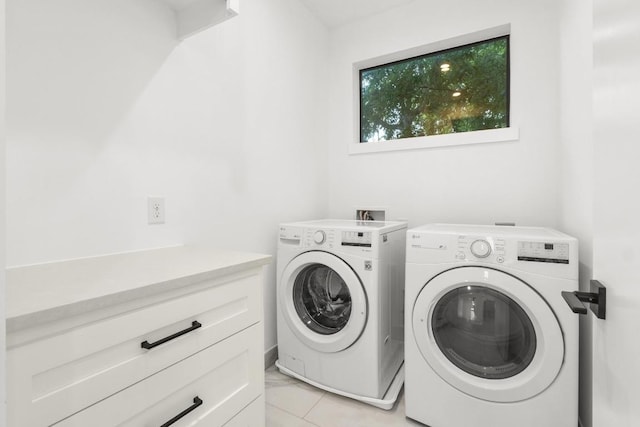 1908 Goodrich Ave Unit B, Austin, TX 78704 - washroom featuring washer and clothes dryer