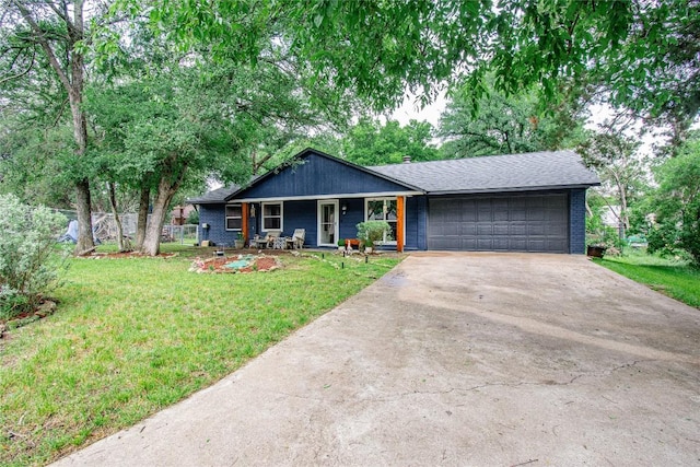12 Catalpa Ct, Belton, TX 76513 - ranch-style house featuring covered porch, a garage, and concrete driveway