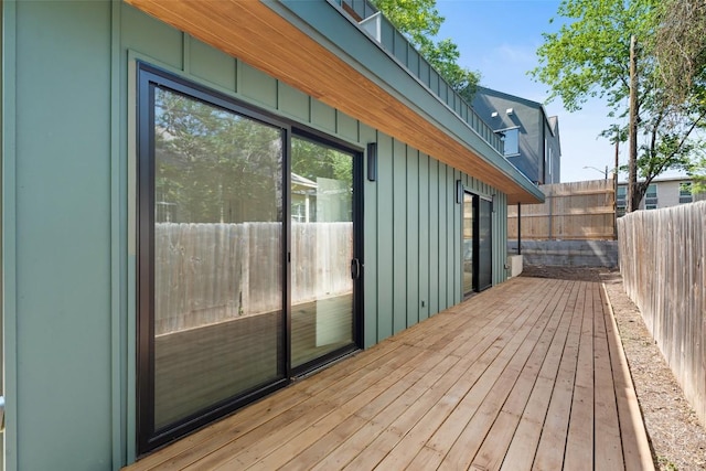 2107 Maple Ave Unit B, Austin, TX 78722 - view of wooden deck