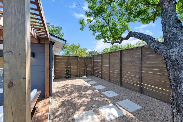 616 Bissonet Ln, Austin, TX 78752 - view of patio / terrace