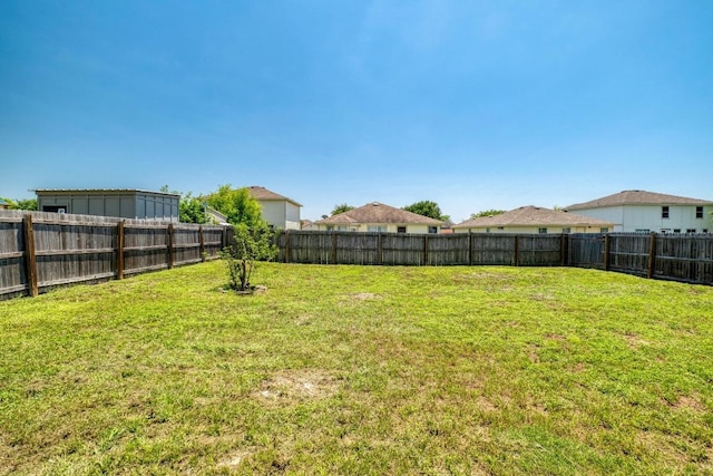 303 Flinn St, Hutto, TX 78634 - view of yard