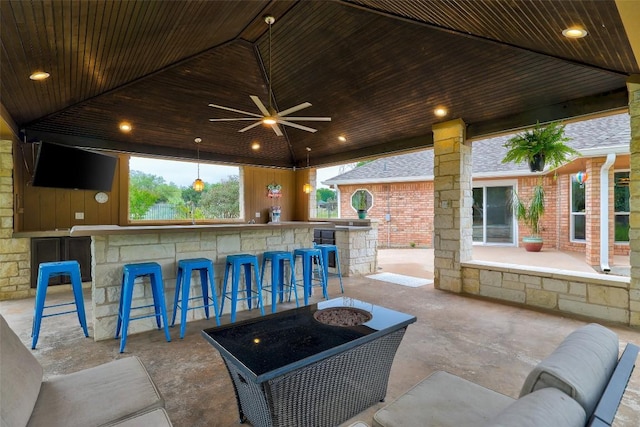 9840 N Live Oak Rd, Salado, TX 76571 - view of patio with a ceiling fan