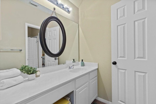 2932 Persimmon Valley Trl, Austin, TX 78732 - full bath featuring vanity