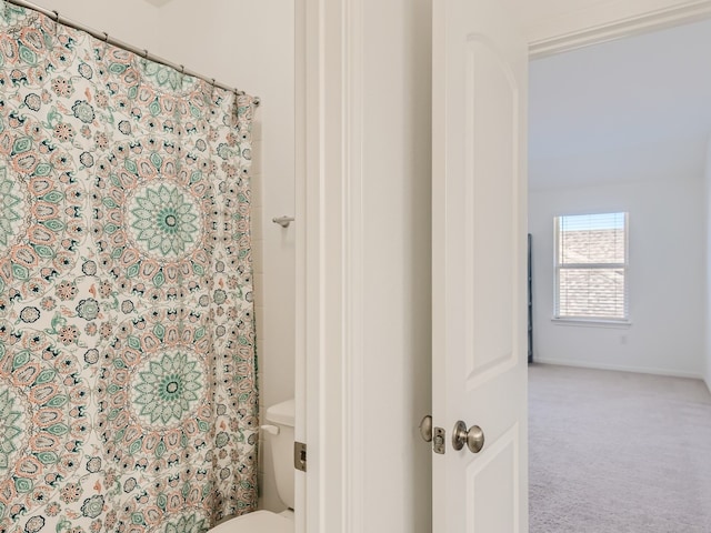 4325 Arques Ave, Round Rock, TX 78681 - full bathroom featuring toilet and a shower with curtain
