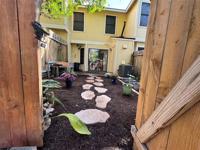 11901 Swearingen Dr Unit 110, Austin, TX 78758 - rear view of house