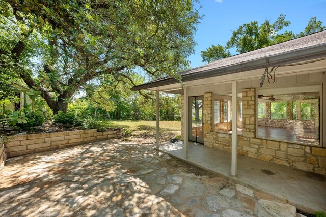 8006 Red Willow Dr, Austin, TX 78736 - view of patio / terrace