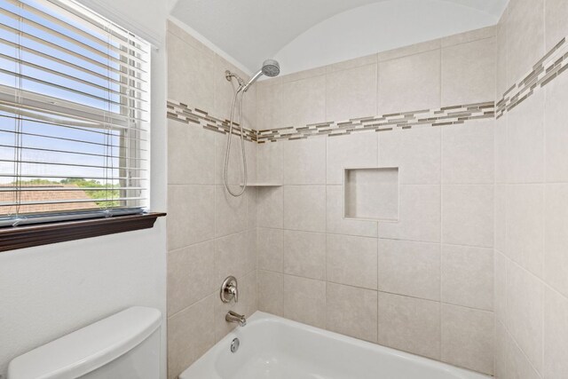 221 Mandana St, Leander, TX 78641 - full bathroom with toilet and washtub / shower combination