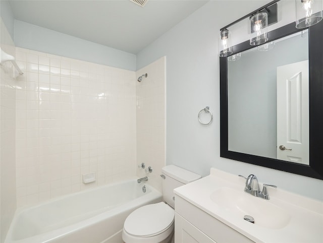 2312 Mac Arthur Ave, Lago Vista, TX 78645 - full bath featuring toilet, vanity, and washtub / shower combination