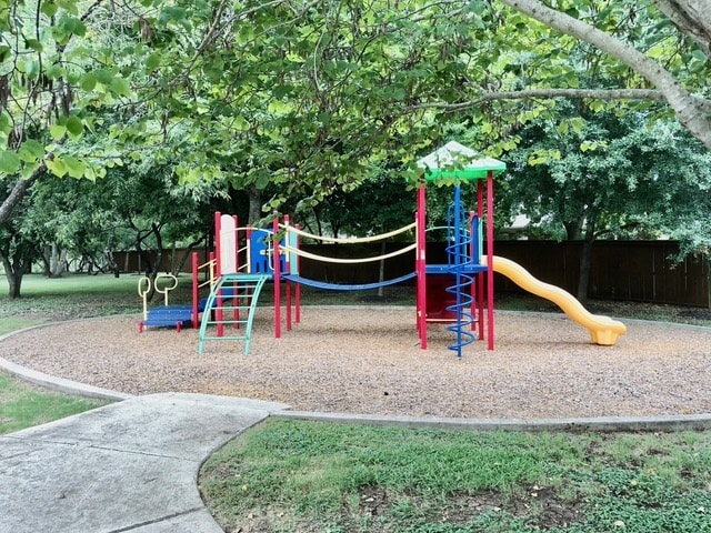 191 Fresno Spgs, Buda, TX 78610 - community jungle gym featuring fence